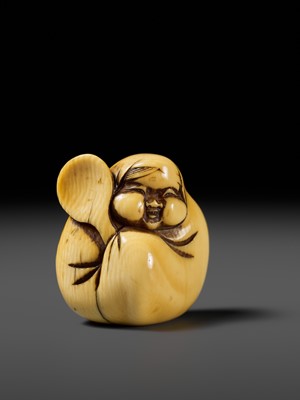 Lot 102 - DORAKU: AN AMUSING IVORY NETSUKE OF OKAME PARODYING DARUMA