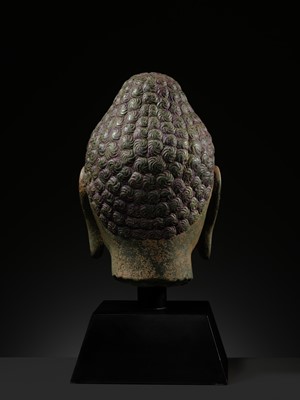 Lot 50 - A RARE AND MAGNIFICENT GILT GREEN MARBLE HEAD OF BUDDHA, NORTHERN QI DYNASTY, 550-577