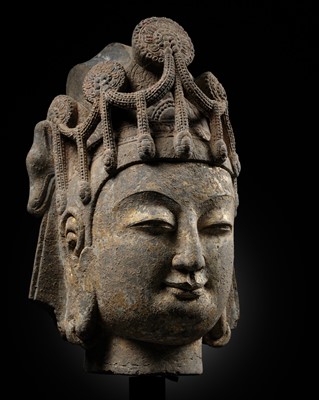 Lot 43 - A FINE LIMESTONE HEAD OF A BODHISATTVA, SUI DYNASTY, 581-618