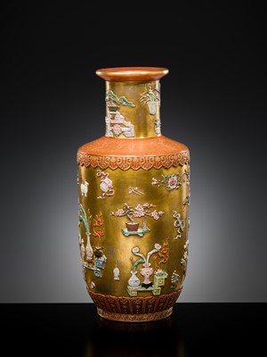 A RELIEF-DECORATED ‘HUNDRED TREASURES’ FAMILLE-ROSE VASE, LATE QING DYNASTY TO REPUBLIC PERIOD