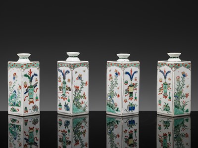 Lot 562 - A SET OF FOUR FAMILLE VERTE ‘ANTIQUE TREASURES’ SQUARE BOTTLES, KANGXI PERIOD