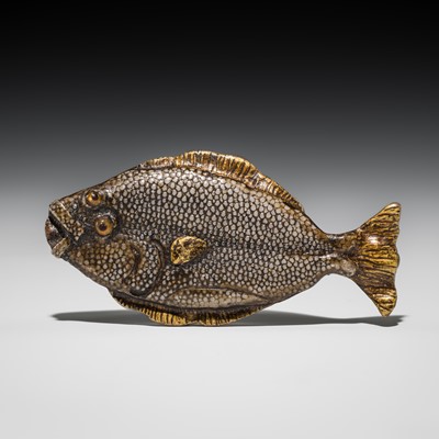 Lot 532 - A RARE LACQUERED AND INLAID WOOD NETSUKE OF A DRIED SALMON (HIMONO)