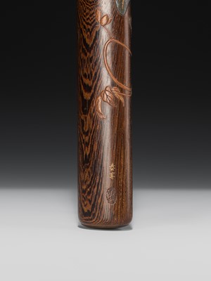 IKEDA TAISHIN AND OONISHI YUSAI: A FINE INLAID AND LACQUERED WOOD KISERUZUTSU (PIPE CASE)