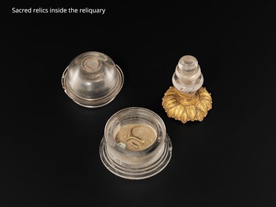 Lot 177 - A ROCK CRYSTAL AND GOLD RELIQUARY IN THE FORM OF A STUPA, ANCIENT REGION OF GANDHARA, 1ST-3RD CENTURY