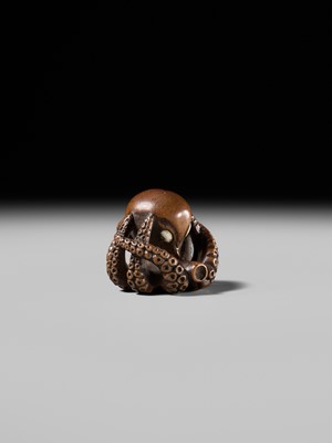 Lot 170 - MASATOMO: A GOOD WOOD NETSUKE OF AN OCTOPUS