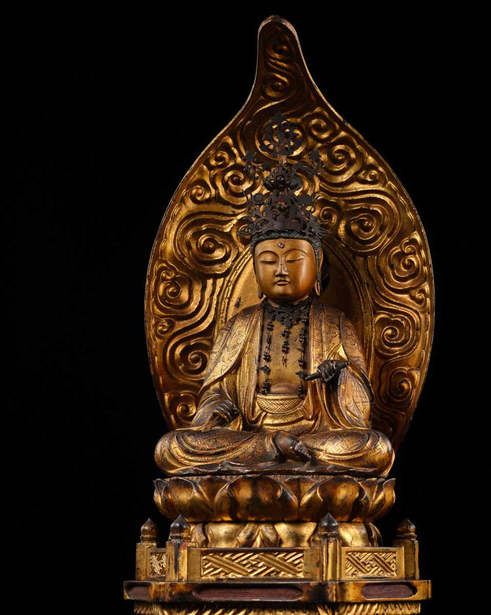 Lot 73 - A SUPERB GILT-LACQUERED WOOD FIGURE OF MONJU BOSATSU (MANJUSHRI), DATED 1711