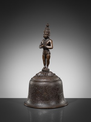 Lot 639 - A LARGE ‘HANUMAN’ BRONZE BELL, GHANTI