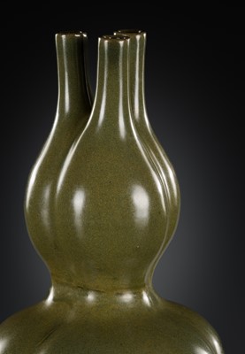 Lot 165 - A TEADUST-GLAZED TRIPLE-NECKED DOUBLE-GOURD VASE, 18TH CENTURY