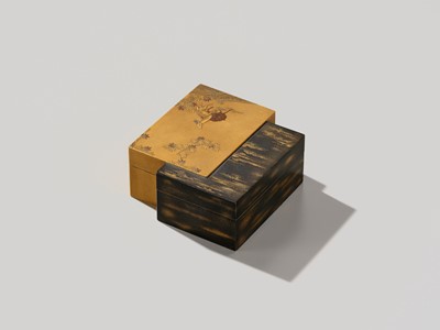 Lot 111 - A FINE ‘DEER AND MAPLE’ LACQUER KOBAKO (SMALL BOX) AND COVER