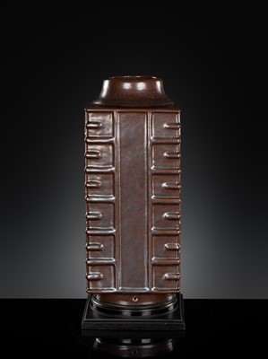 Lot 164 - AN IRON-RUST-GLAZED ‘IMITATION BRONZE’ VASE, CONG, 18TH CENTURY
