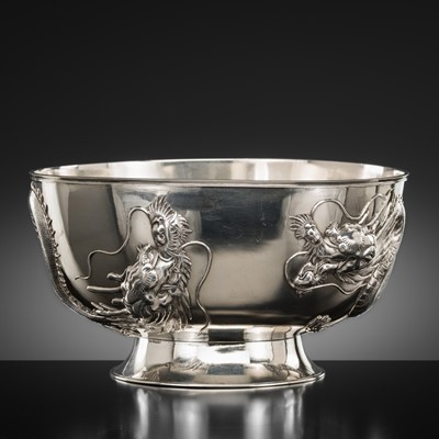 Lot 401 - A SILVER REPOUSSÉ ‘DRAGON’ BOWL, MARK OF WANG HING, LATE QING DYNASTY