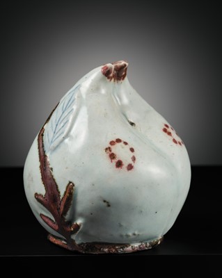 A LARGE PEACH-FORM PORCELAIN WATER DROPPER, JOSEON DYNASTY