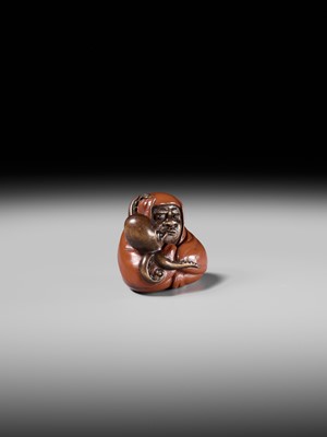 Lot 169 - A SUPERB AND RARE LACQUERED WOOD NETSUKE OF DARUMA AND OCTOPUS, CIRCLE OF IKKYU AND ITTOKUSAI