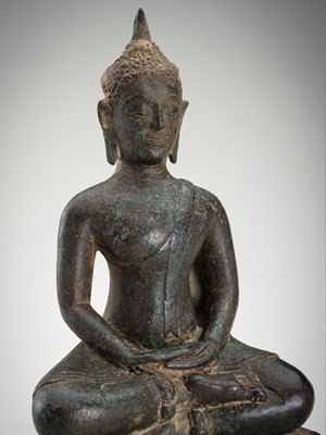 Lot 1025 - A BRONZE FIGURE OF BUDDHA SHAKYAMUNI, 19TH CENTURY