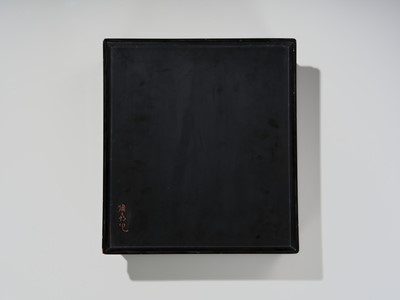 Lot 304 - JUNJIRO: A RARE SAWASA-NURI LACQUER BOX AND COVER WITH TOMATOES