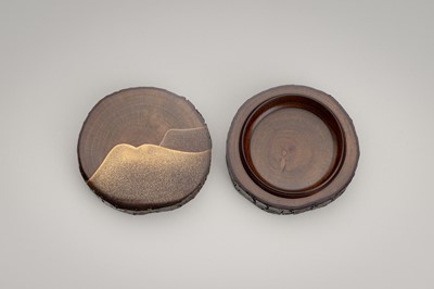 Lot 95 - A RARE LACQUERED BAMBOO KOGO (INCENSE CONTAINER) WITH MOUNTAINS