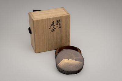 Lot 95 - A RARE LACQUERED BAMBOO KOGO (INCENSE CONTAINER) WITH MOUNTAINS