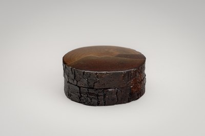 Lot 95 - A RARE LACQUERED BAMBOO KOGO (INCENSE CONTAINER) WITH MOUNTAINS