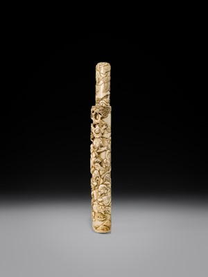 Lot 54 - A FINE IVORY KISERUZUTSU WITH THE SEVEN LUCKY GODS (SHICHIFUKUJIN)