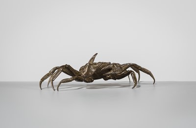 Lot 67 - YASUNOSUKE: A BRONZE ARTICULATED OKIMONO OF A CRAB