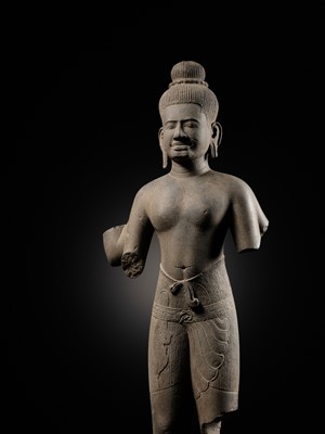 Lot 253 - A FINE SANDSTONE FIGURE OF VISHNU, BAPHUON STYLE, ANGKOR PERIOD