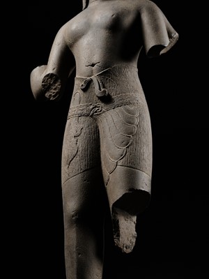 Lot 253 - A FINE SANDSTONE FIGURE OF VISHNU, BAPHUON STYLE, ANGKOR PERIOD