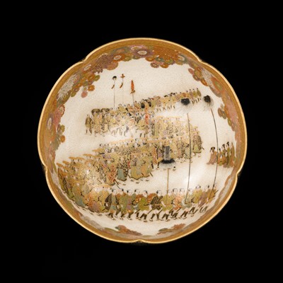 Lot 210 - KAIZAN: A FINE SATSUMA FOLIATE-RIMMED BOWL WITH DAIMYO PROCESSION AND COURT LADIES