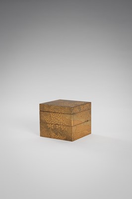 Lot 104 - A SMALL TWO-TIERED LACQUER KOGO (INCENSE BOX) AND COVER