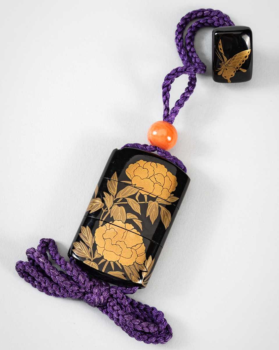 Lot 254 - KANYAMA: A MINIATURE TWO-CASE LACQUERED TORTOISE SHELL INRO