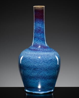 Lot 290 - A FLAMBÉ GLAZED BOTTLE VASE, QING DYNASTY