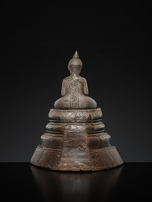 Lot 151 - A FINE SILVER REPOUSSÉ FIGURE OF BUDDHA, 19TH-20TH CENTURY