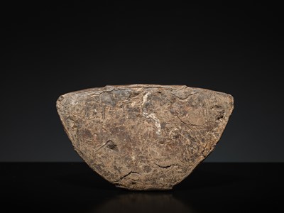 Lot 151 - A FINE SILVER REPOUSSÉ FIGURE OF BUDDHA, 19TH-20TH CENTURY