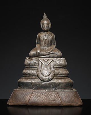 Lot 151 - A FINE SILVER REPOUSSÉ FIGURE OF BUDDHA, 19TH-20TH CENTURY