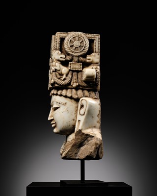 Lot 201 - A MAGNIFICENT WHITE MARBLE HEAD OF A DHARMIC DEITY, WESTERN INDIA