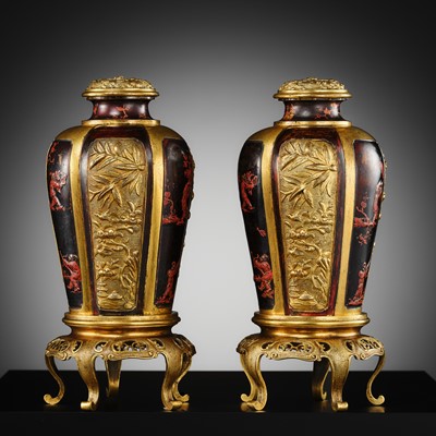 Lot 84 - A PAIR OF GILT-BRONZE ‘DUTCHMEN’ VASES, SAWASA WARE, 17TH-18TH CENTURY