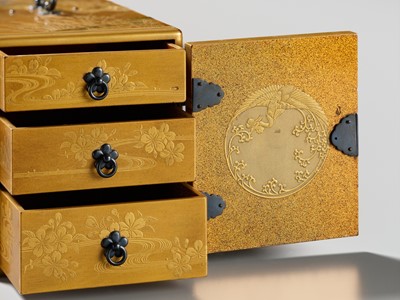 Lot 107 - A SUPERB GOLD LACQUER MINIATURE KODANSU (SMALL INCENSE CABINET) DEPICTING BIRDS AND FLOWERS