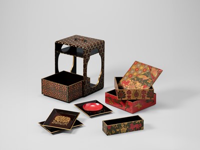 Lot 146 - A FINE LACQUER SAGE-JUBAKO (PORTABLE PICNIC SET)