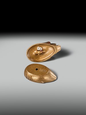 Lot 490 - SHUNSHO: A FINE AND LARGE LACQUER HAKO NETSUKE OF AN OSHIDORI (MANDARIN DUCK)