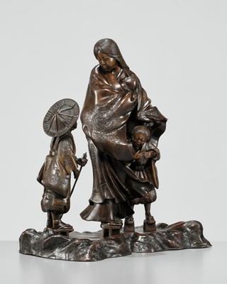 Lot 20 - A BRONZE OKIMONO DEPICTING TOKIWA GOZEN PROTECTING HER SONS FROM THE HARSH WINTER SNOW