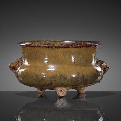 Lot 552 - AN OLIVE-GREEN AND RUSSET-GLAZED TRIPOD CENSER, YUAN-MING DYNASTY