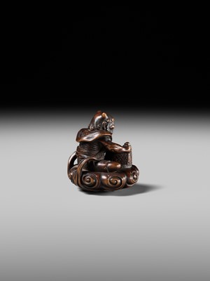 Lot 227 - HOSHUNSAI MASAYUKI: A FINE WOOD NETSUKE OF A RAIJIN ON A CLOUD