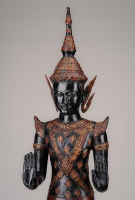 Lot 1060 - A THAI BRONZE FIGURE OF A TEMPLE GUARDIAN