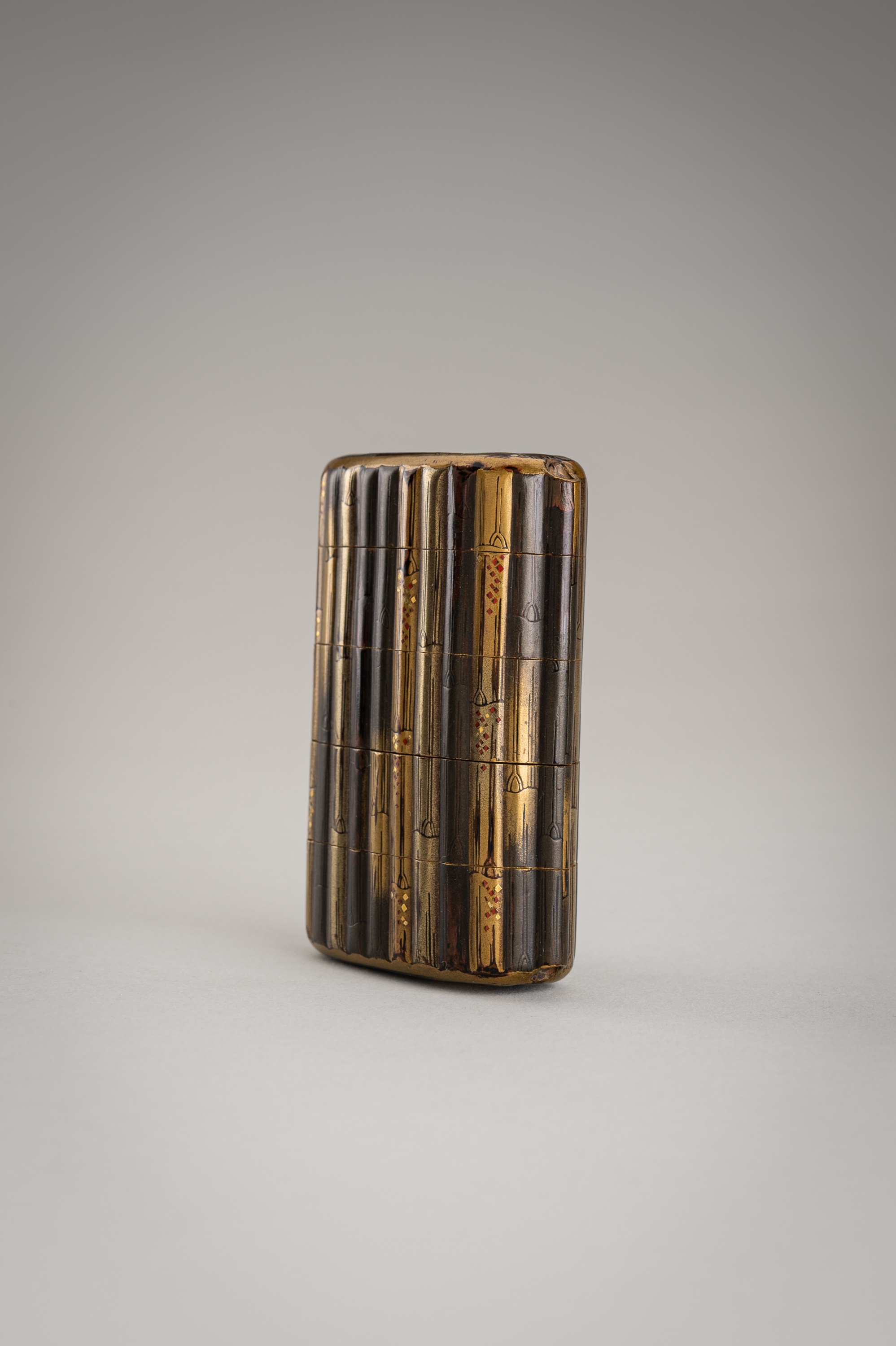 Lot 267 - A FINE LACQUERED ‘BAMBOO’ FOUR-CASE INRO