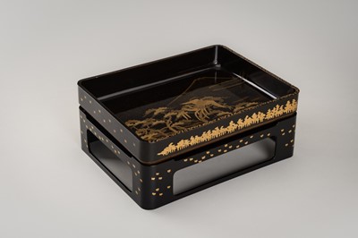 Lot 141 - A FINE LOT WITH SEVEN LACQUER ITEMS