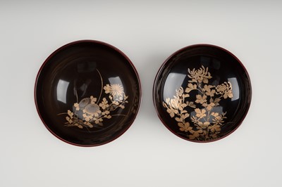 Lot 1567 - A LOT WITH FIVE LACQUER BOWLS AND COVERS AND SIX DISHES