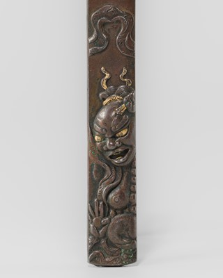 Lot 1615 - A YASUCHIKA SCHOOL KOZUKA WITH A NIO GUARDIAN, WITH AN IRON KOGATANA