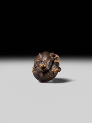 Lot 148 - MASATADA: A FINE WOOD NETSUKE OF A COILED RAT