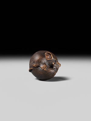 Lot 148 - MASATADA: A FINE WOOD NETSUKE OF A COILED RAT