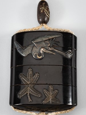 Lot 248 - HOGYOKUSAI: A FINE INLAID THREE-CASE LACQUER INRO DEPICTING CRANES