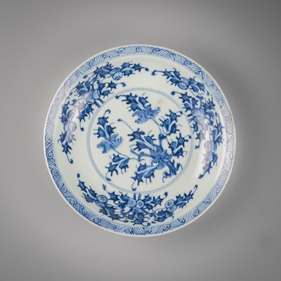 Lot 1137 - A BLUE AND WHITE ‘BUDDHA’S HAND CITRON’ PORCELAIN DISH, QING DYNASTY
